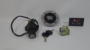 CONJUNTO CERRADURAS + TAPON DE GASOLINA + LLAVES HYOSUNG GTR 250 INYECCION 08-09